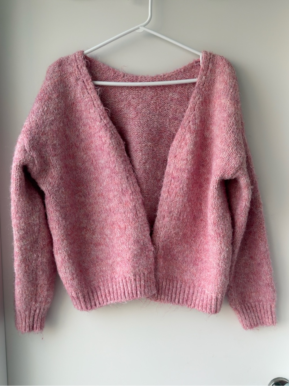 QED London Heathered Pink V-Neck Knit Cardigan